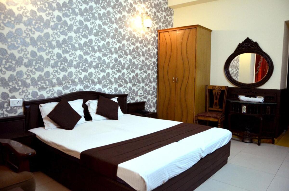 Hotel City Paradise Chandigarh Exterior photo
